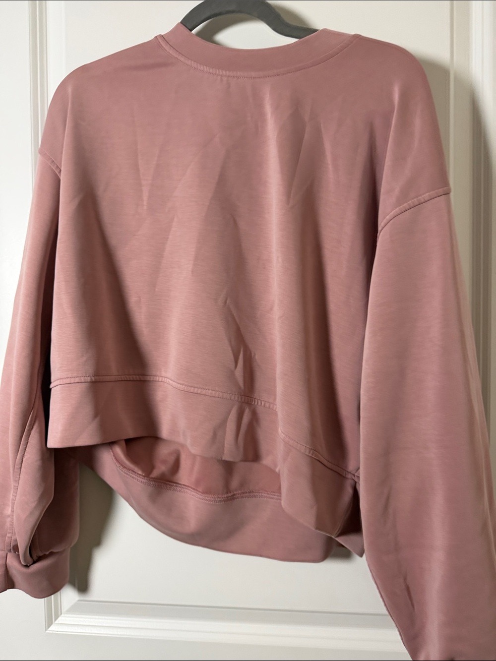 Women's Rose Pink Cropped Sweatshirt